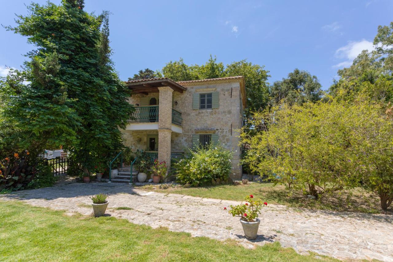 Jianni'S Villa - Stone Villa In The Greenery!! Vasilikí Екстериор снимка